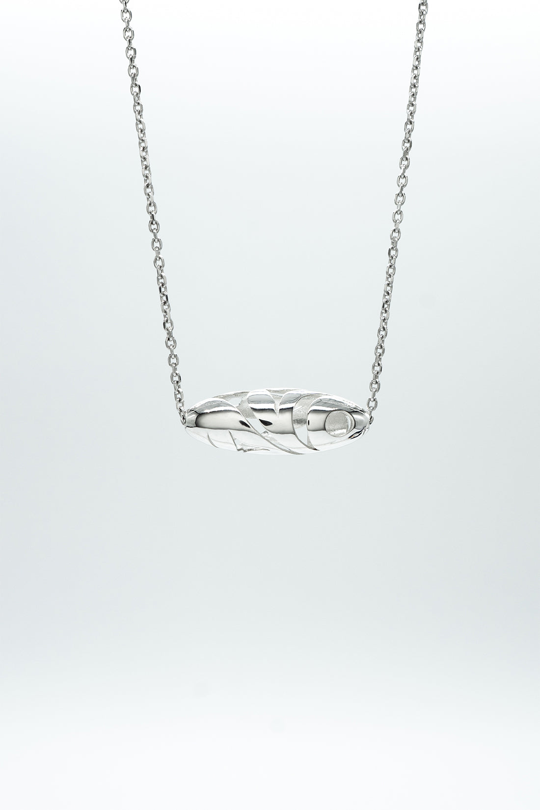 Yéẁyews Floated Necklace